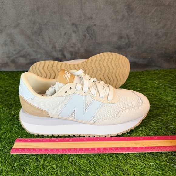 New Balance 237 Casual Running Shoes Cream Tan White Womens Size 6.5 - Picture 12 of 13